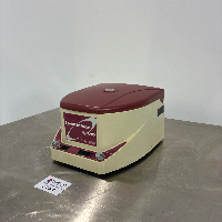 Labnet 24D Spectrafuge image 1